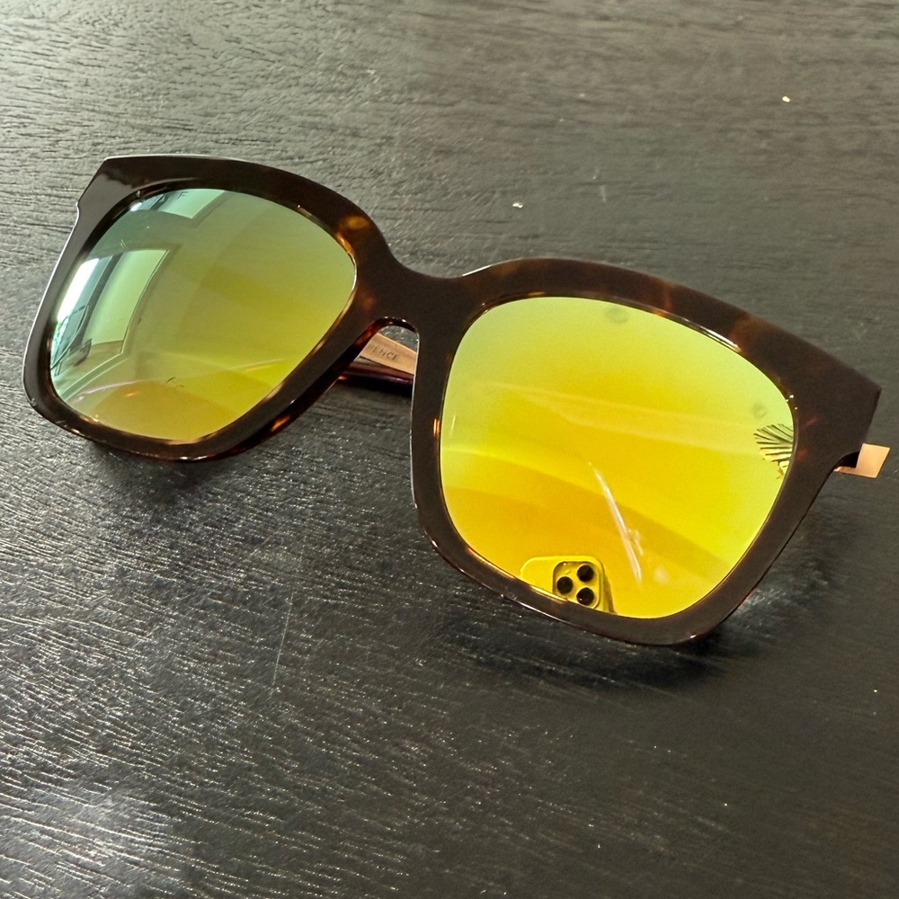 Diff Bella Tortoise Shell Sunglasses With Yellow … - image 1